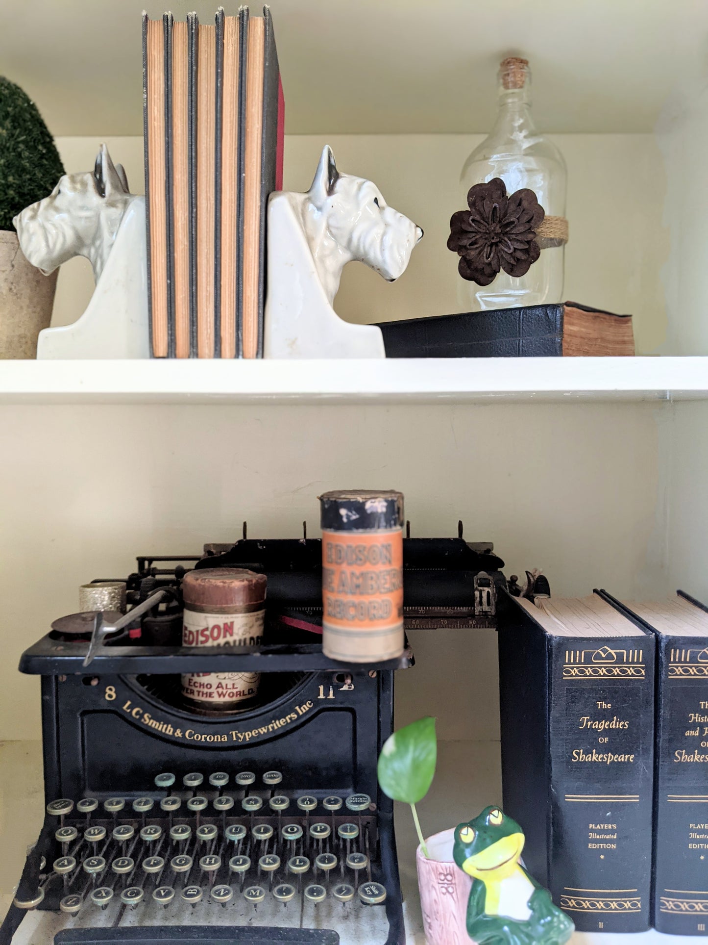 Great Scott Bookends