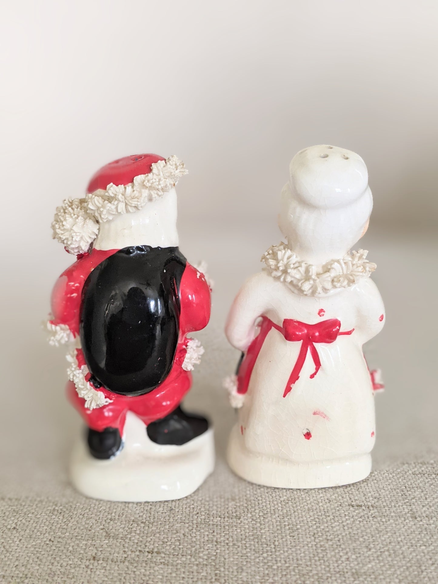 Mr. and Mrs. Claus Vintage Salt and pepper shakers