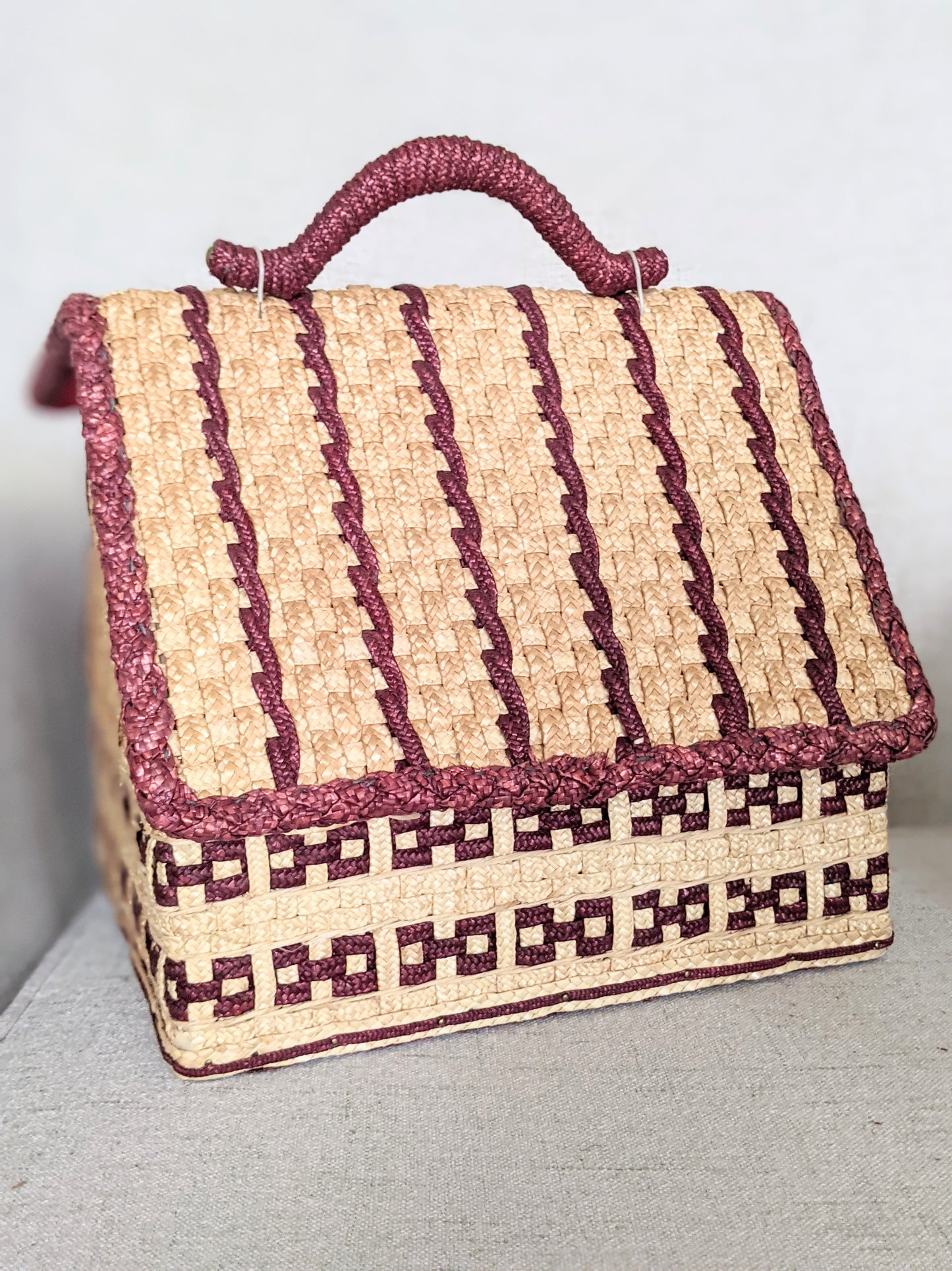 Gingerbread cottage vintage basket