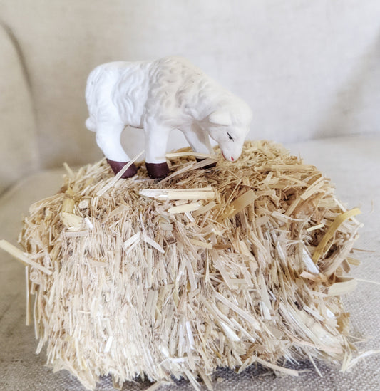 vintage Chalkware sheep
